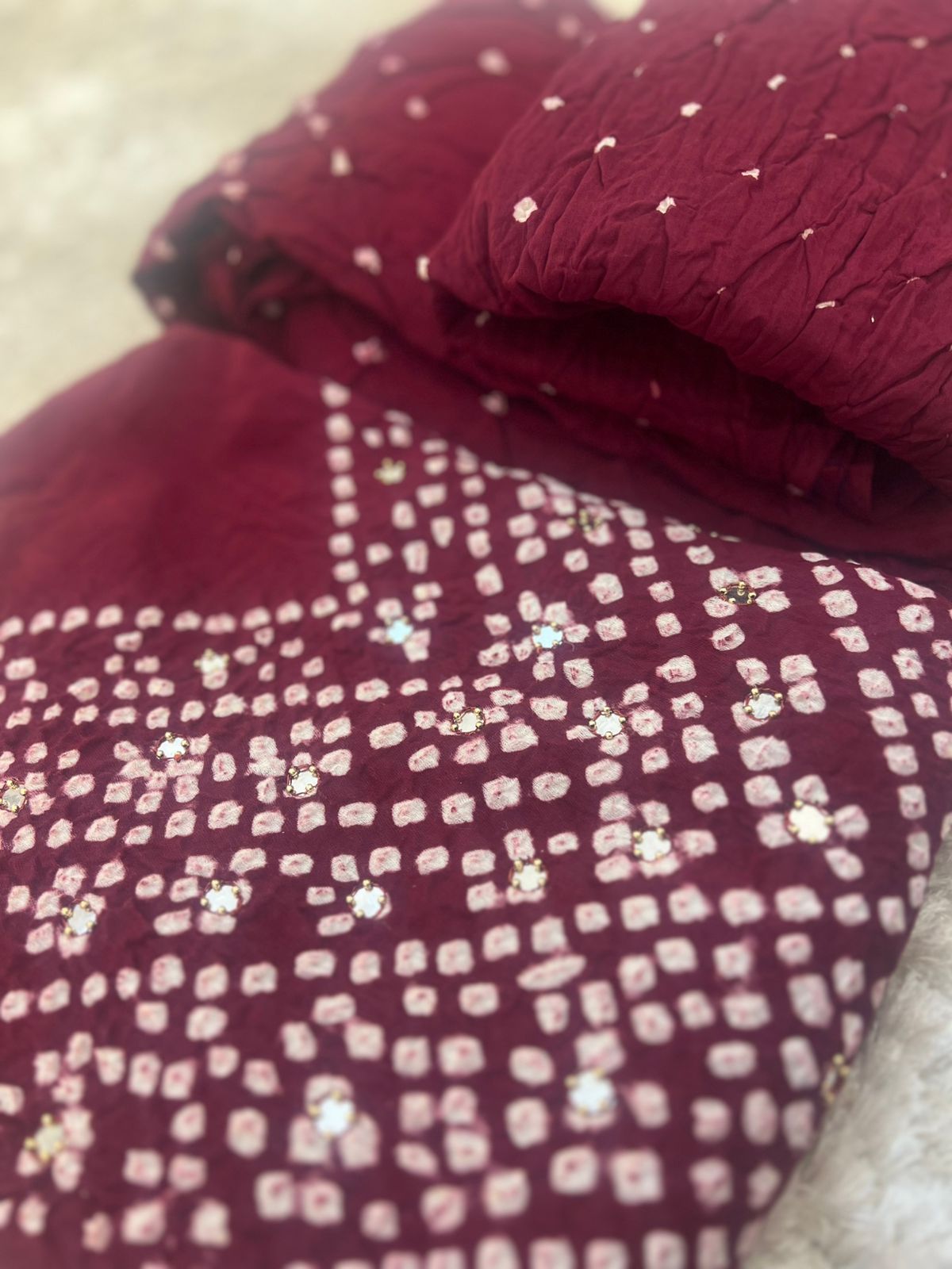 Beautiful Bandhini Print Suit (Unstitched)