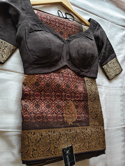 Beautiful Pure Crepe Saree with Stitched Blouse Piece