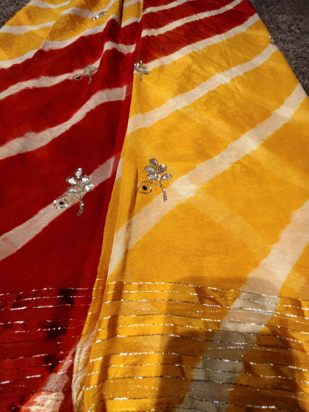 Beautiful Yeaalow-Red Color Lahariya Saree with Blouse Piece