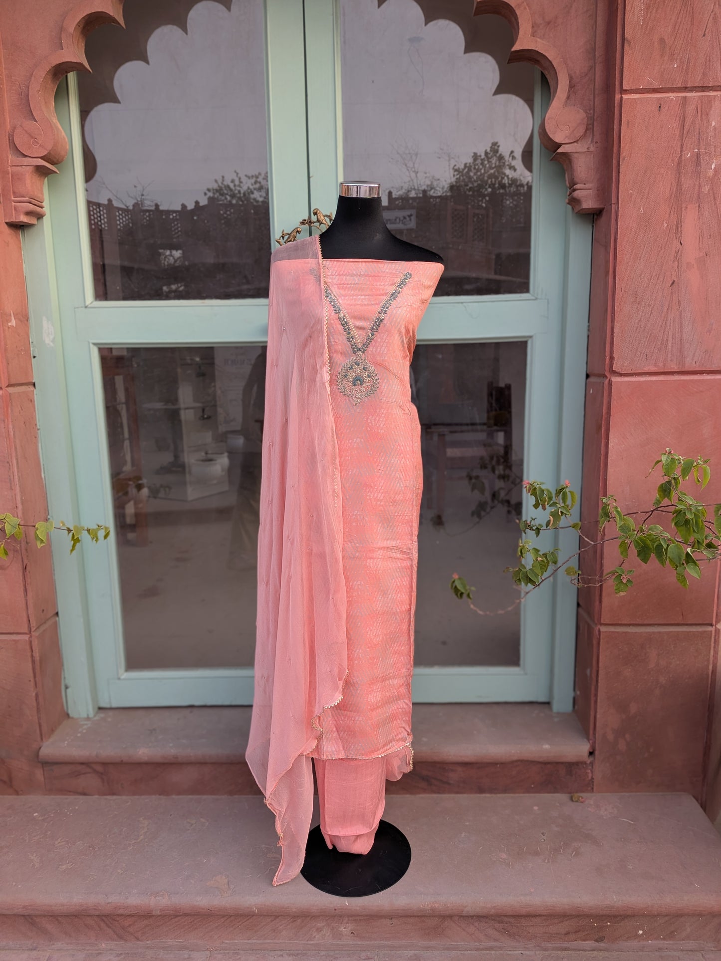 Tissue Thread Worked Neckline Suit with Chiffon Mukesh Dupatta (Unstitched)