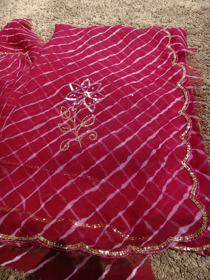 Beautiful Pink Color Lahariya Designer Saree with Blouse Piece
