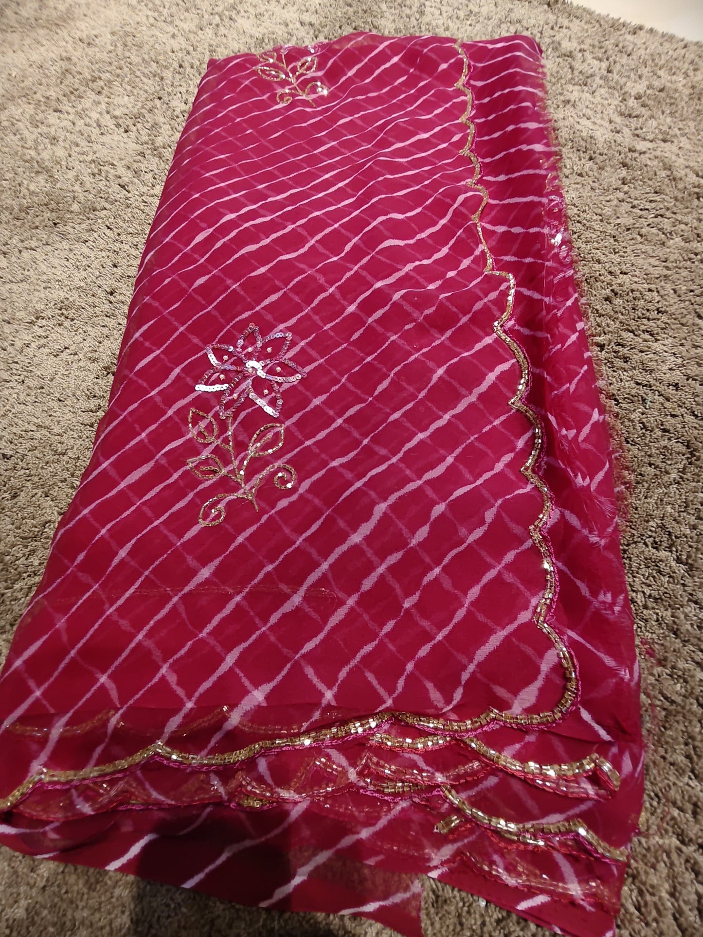 Beautiful Pink Color Lahariya Designer Saree with Blouse Piece
