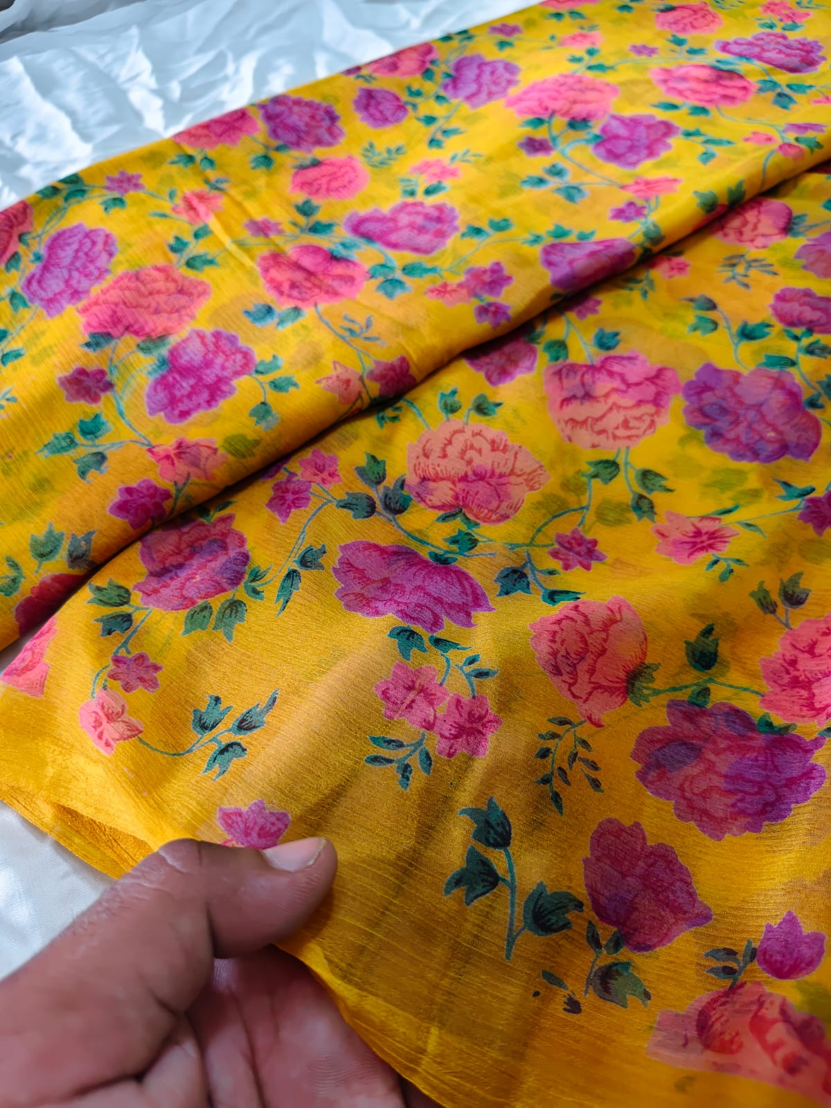 Beautiful Yellow color Flower Printed Saree with Blouse Piece