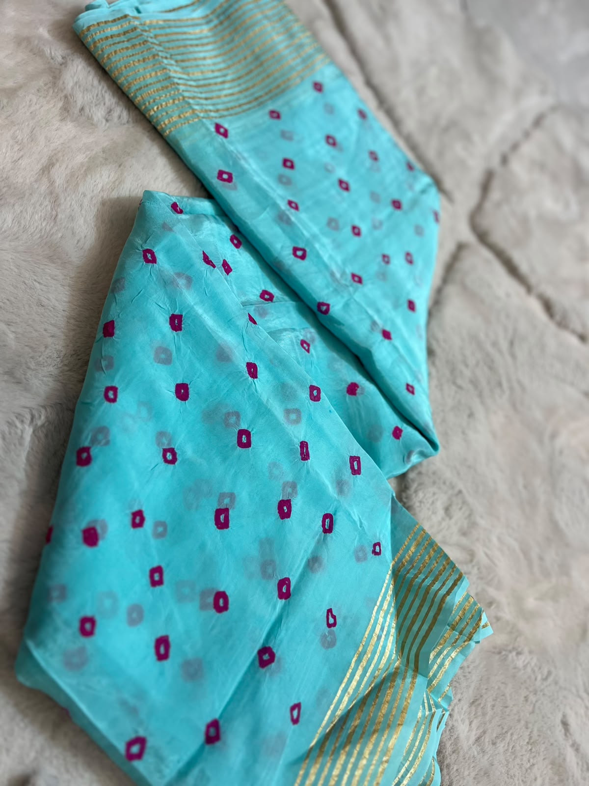 Beautiful Blue Color H.O Silk Saree with Zari Weaving and Blouse Piece