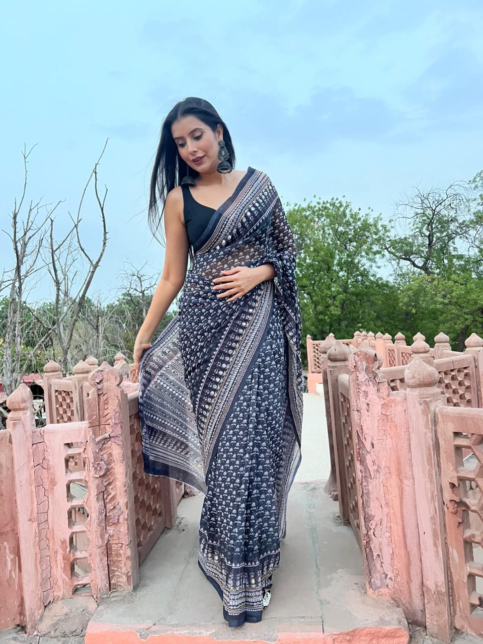 Georgette Designer Mirror Work Black Saree with Unstitched Blouse