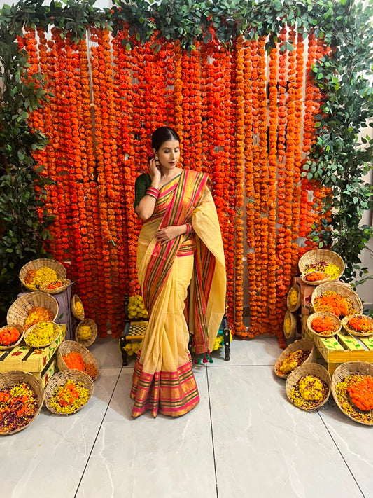 Beautiful Malmal Saree with Blouse Piece