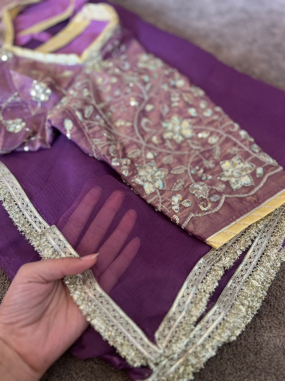 Beautiful Wine-Purple Color Chiffon Saree with Kanchli Blouse