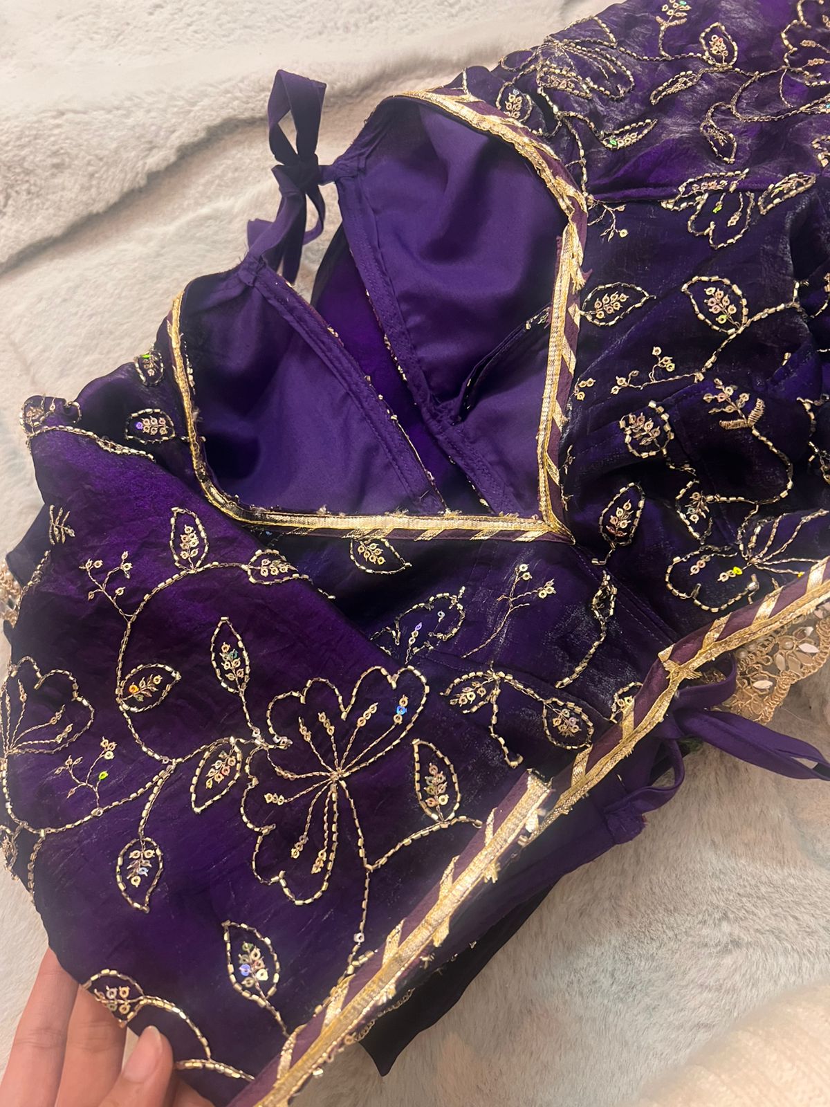 Purple Fendy Tissue Silk Designer Sari with Fendy Tissue Silk Designer Kaanchli Blouse
