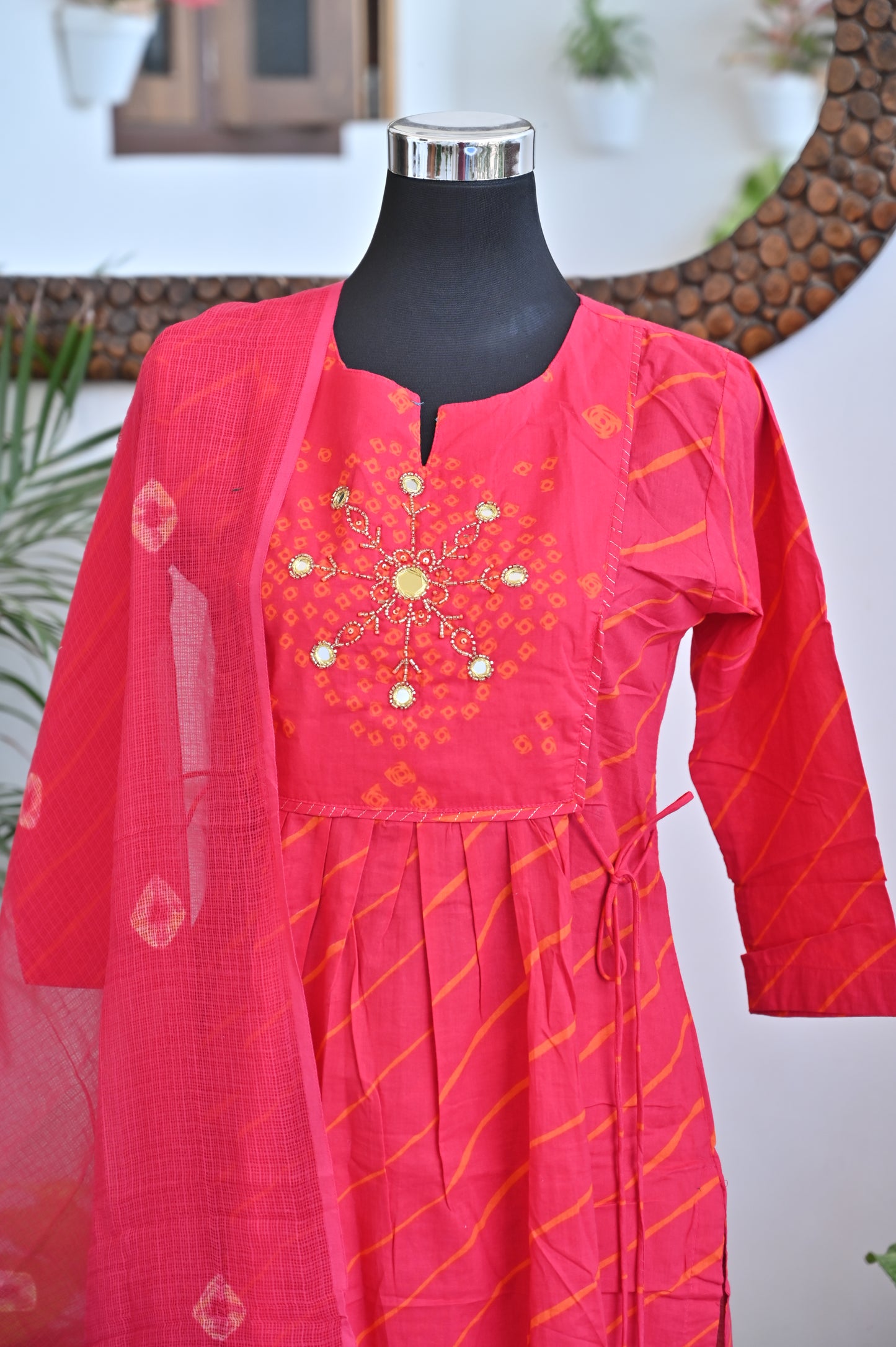 Lahariya Print, Mirror Work Cotton Suit