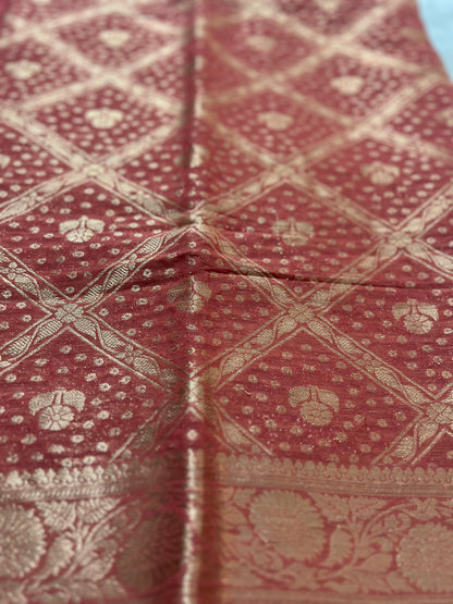 Beautiful Soft Tissue Peach Color Banarasi Saree with Soft Chiffon Banarasi Border Blouse Piece.