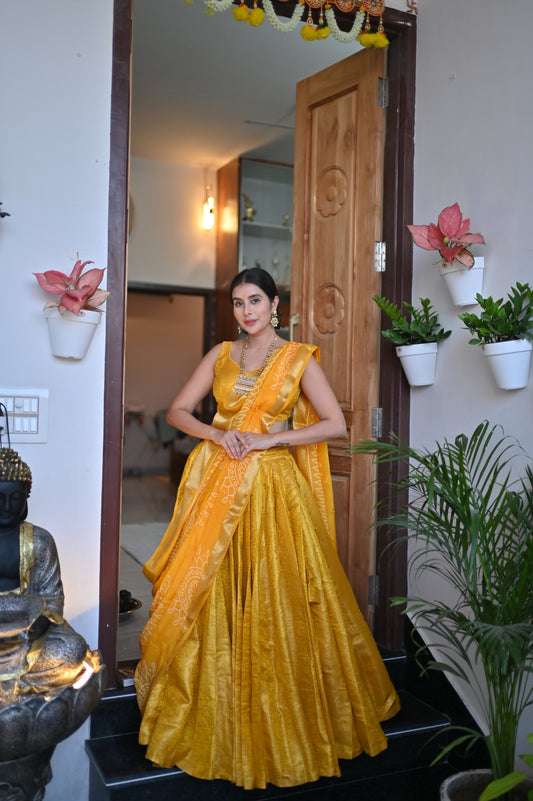 Pure Banarasi Silk Lehanga-Saree Drape