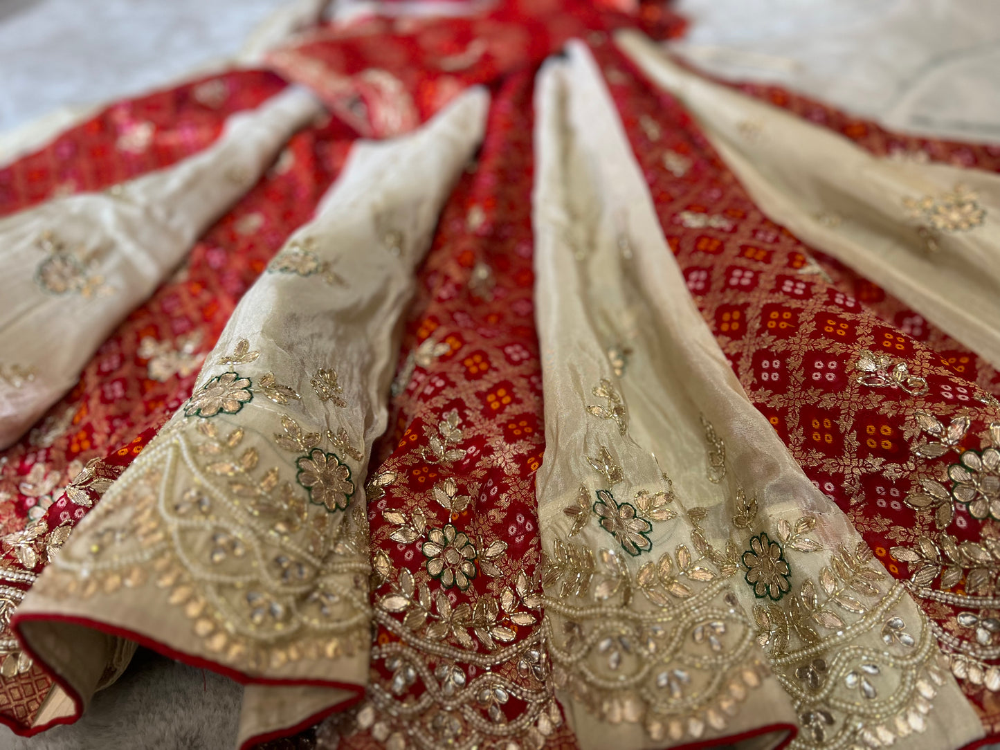 Rani Sa Rajwari Lehanga (Unstitched)