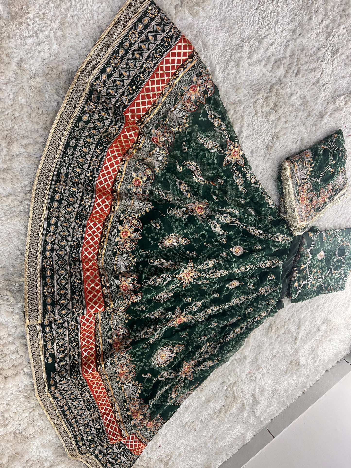 Green Bandhani Full Gher Poshak