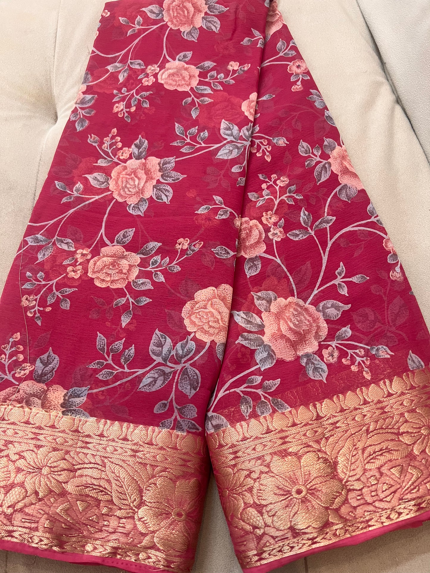 Onion Pink Beautiful Printed Crepe Sarees with Heavy Border and Same Blouse Piece