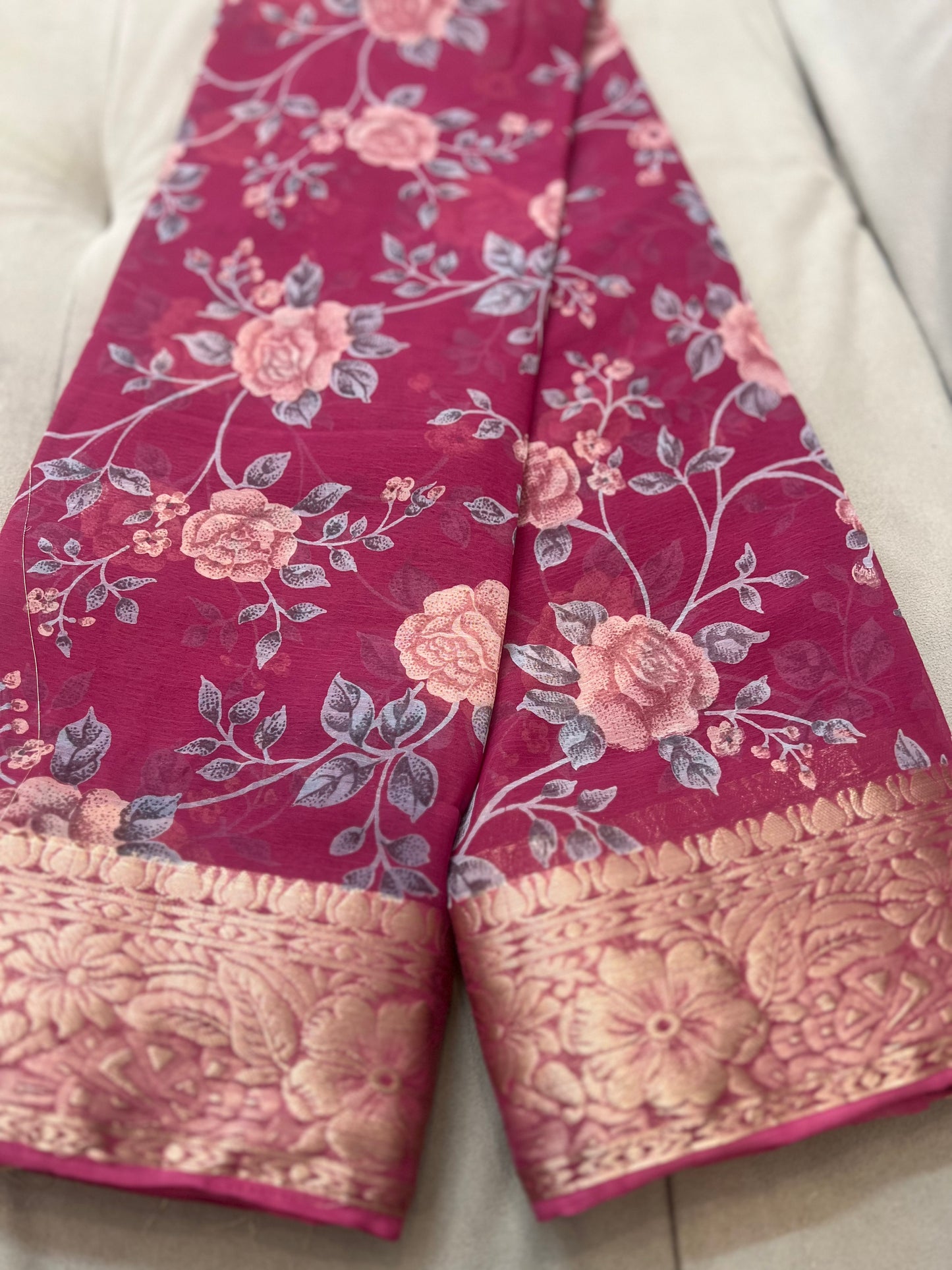 Onion Pink Beautiful Printed Crepe Sarees with Heavy Border and Same Blouse Piece