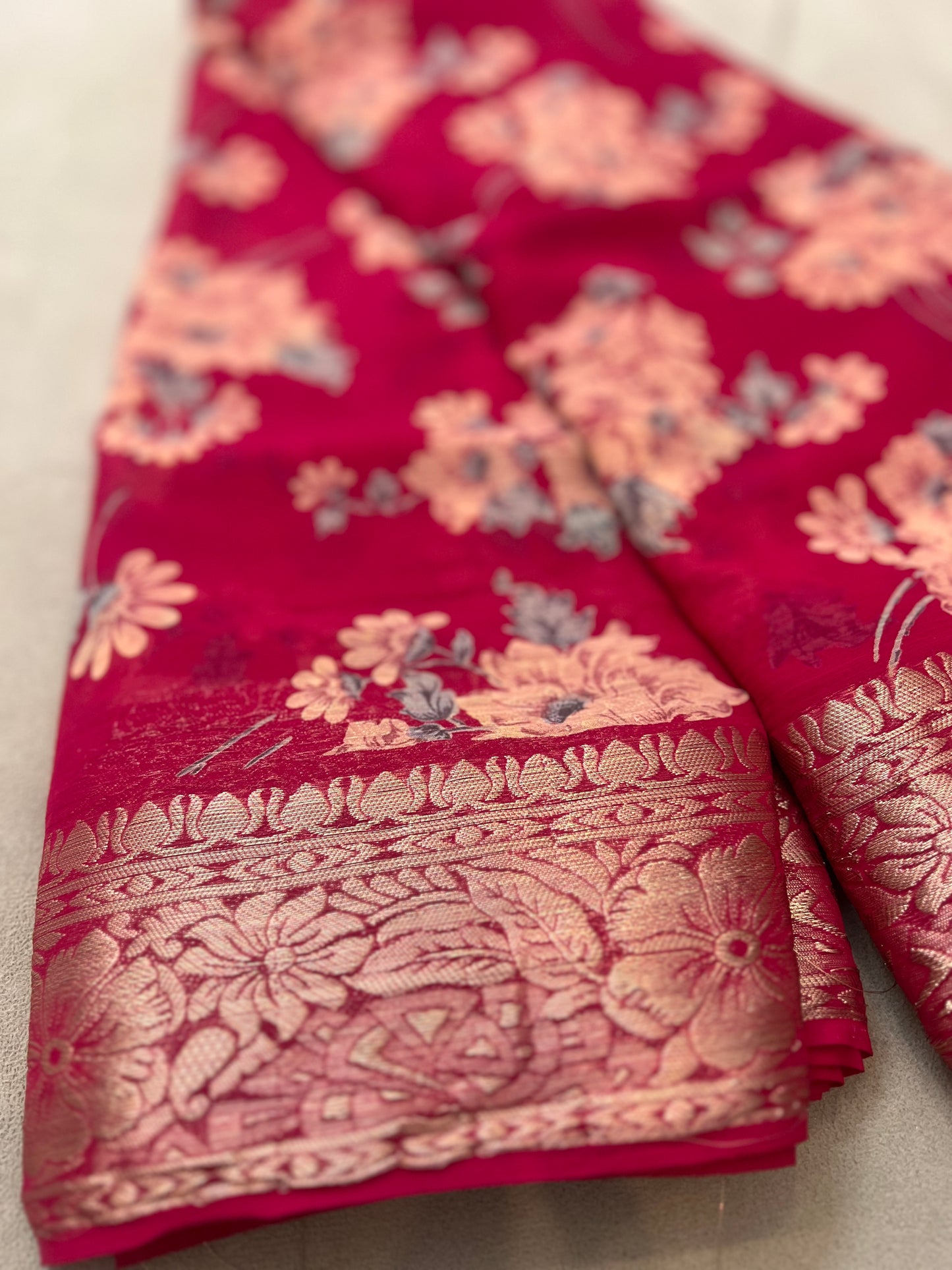 Magenta Pink Beautiful Printed Crepe Sarees with Heavy Border and Same Blouse Piece