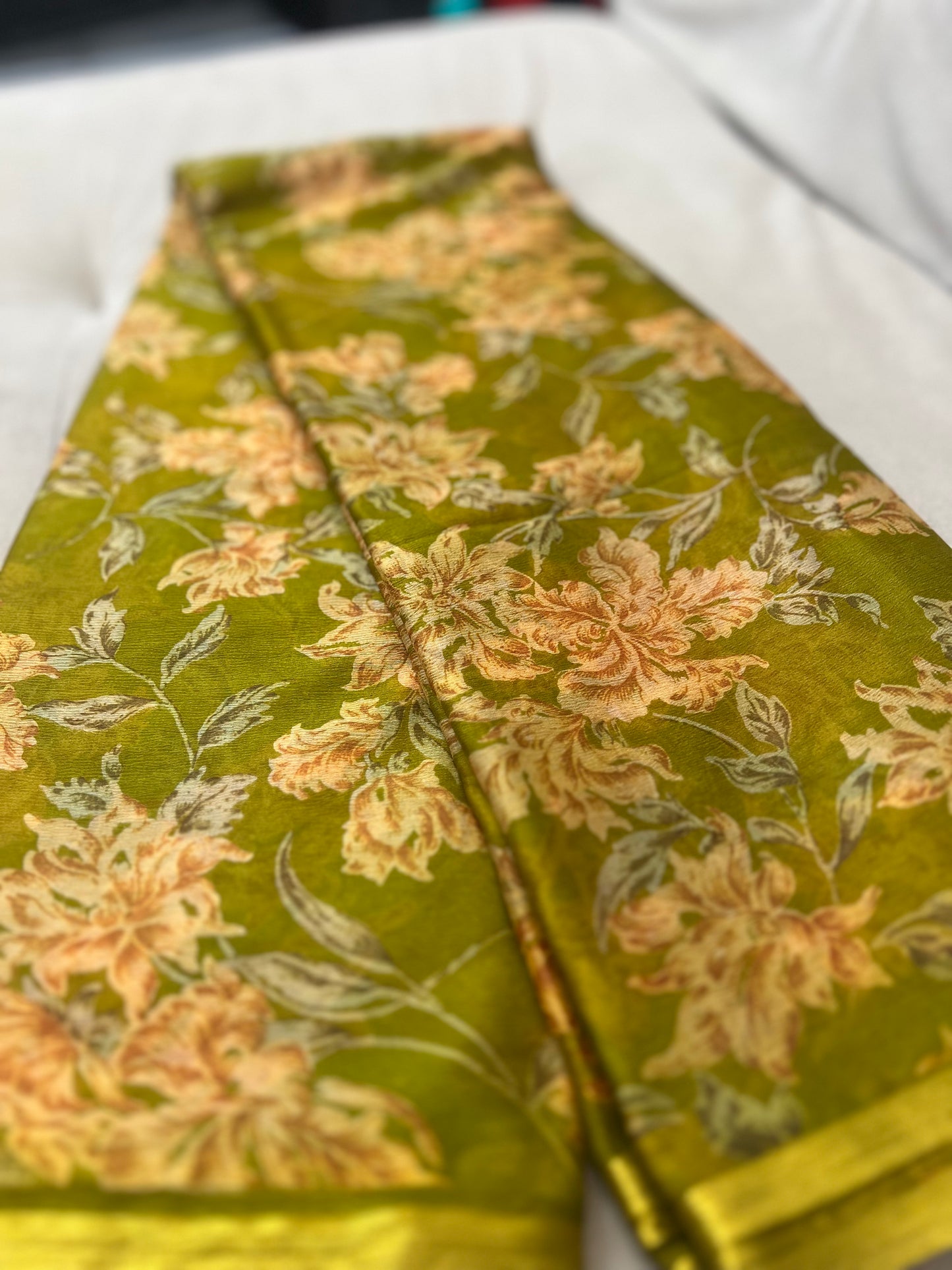 Mehandi Green Beautiful Printed Crêpe Sarees With Same Fabric Blouse Piece