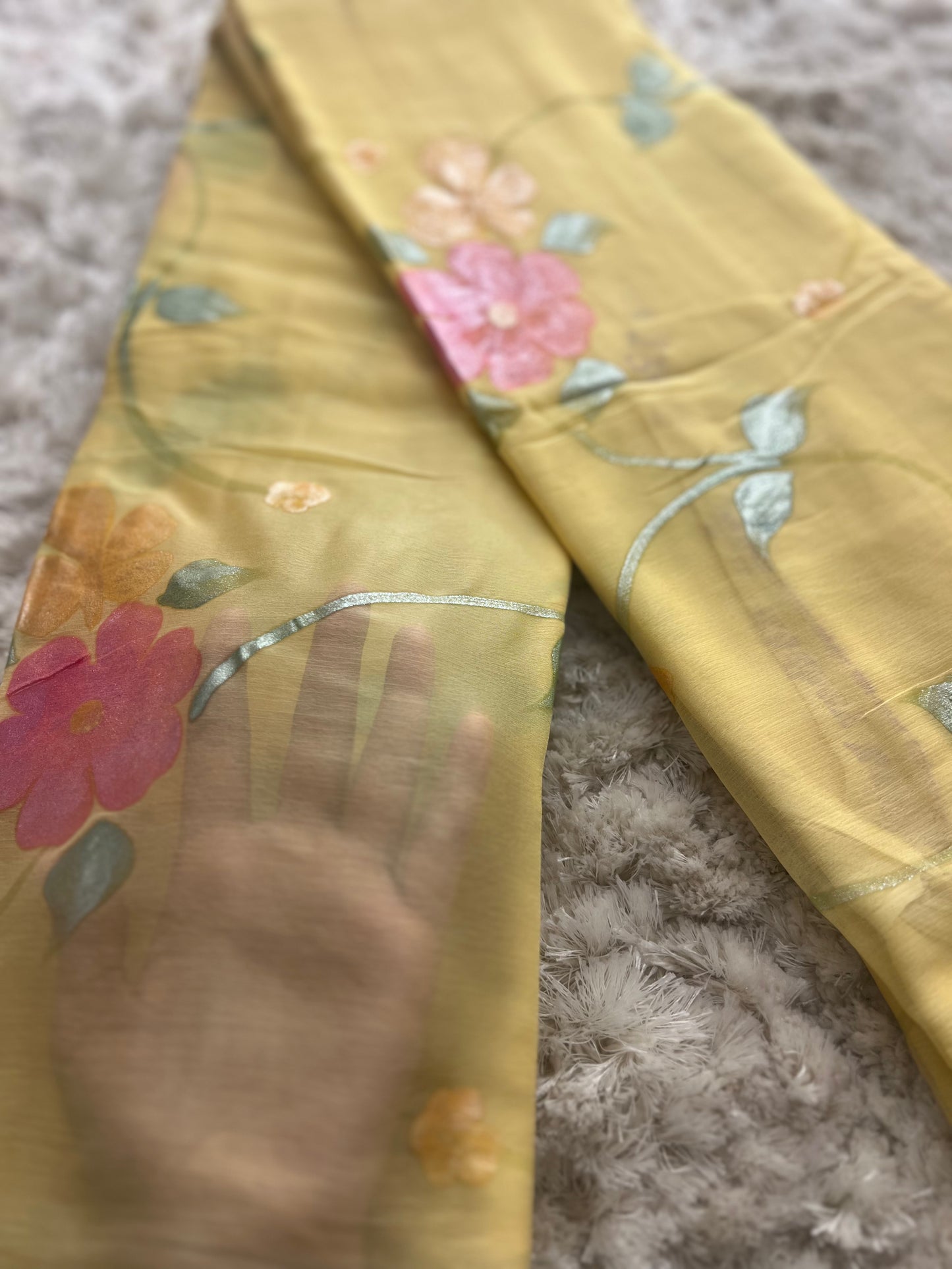 Beautiful Hand Painted Lemon Yellow Colour Chiffon Sarees with Crêpe Blouse Piece